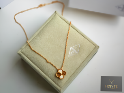 Van Cleef Accessories#33