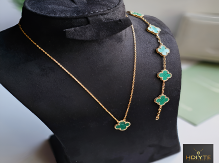 Van Cleef Accessories#211