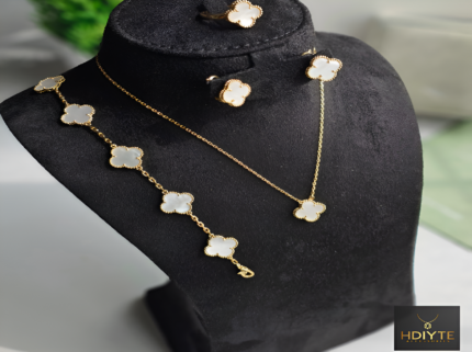 Van Cleef Accessories#226